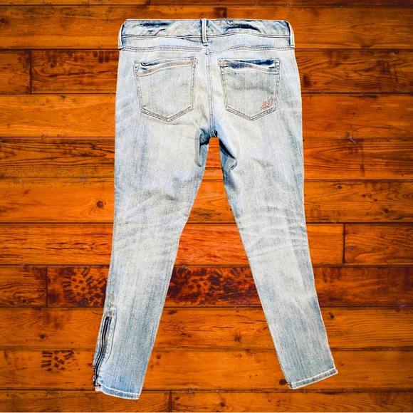 Express Distressed Low Rise Ankle Legging Jeans | 8R - Picture 2 of 6
